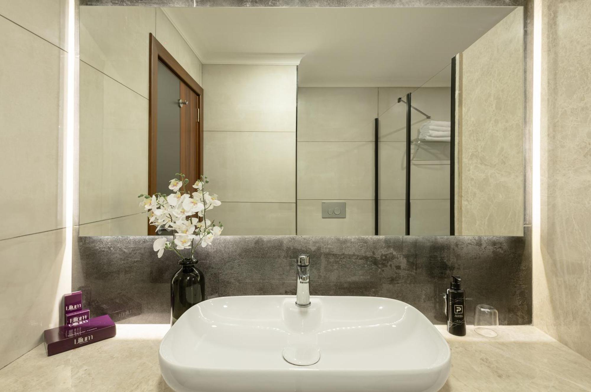 Lilium Hotel & Suites بورصة المظهر الخارجي الصورة