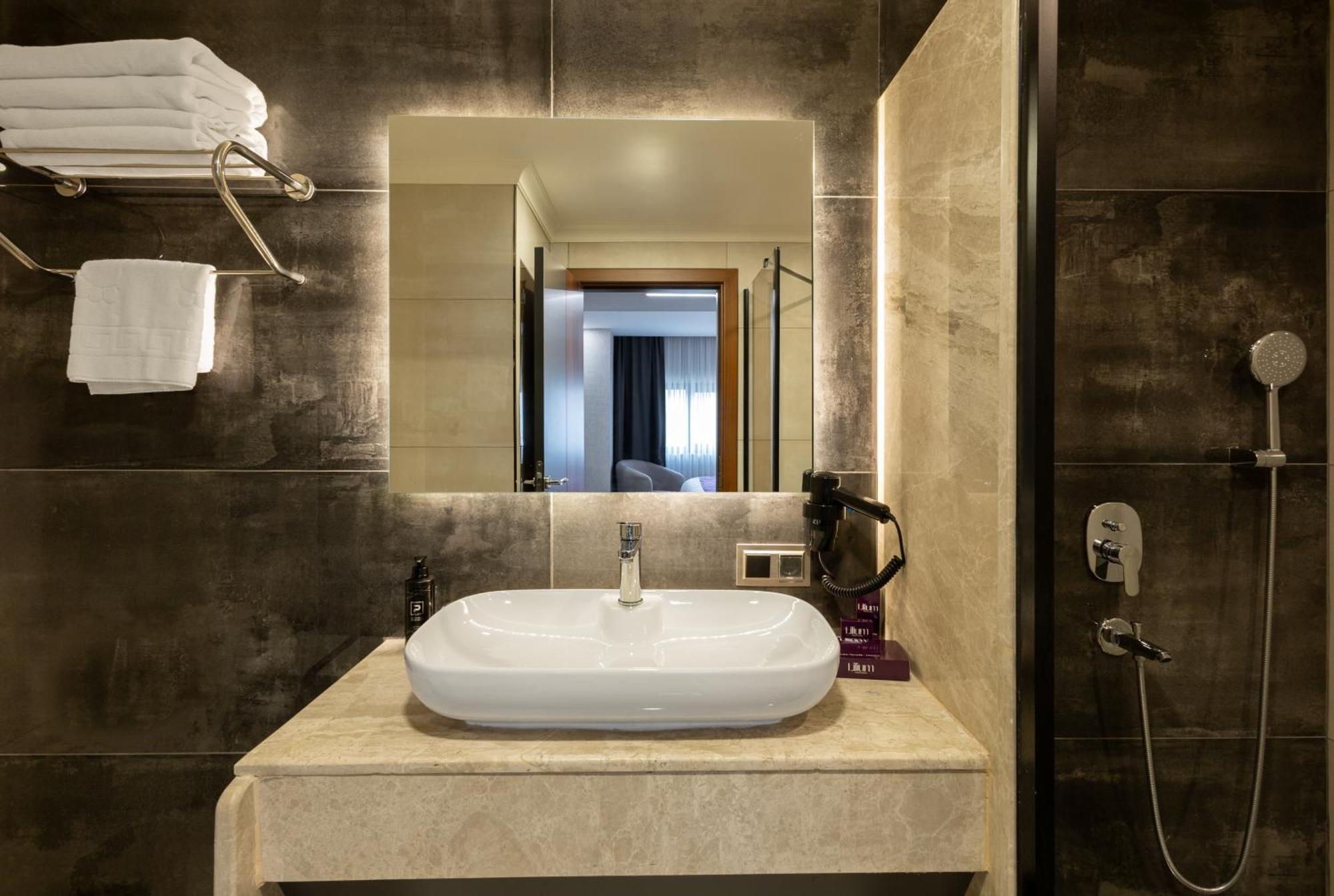 Lilium Hotel & Suites بورصة المظهر الخارجي الصورة
