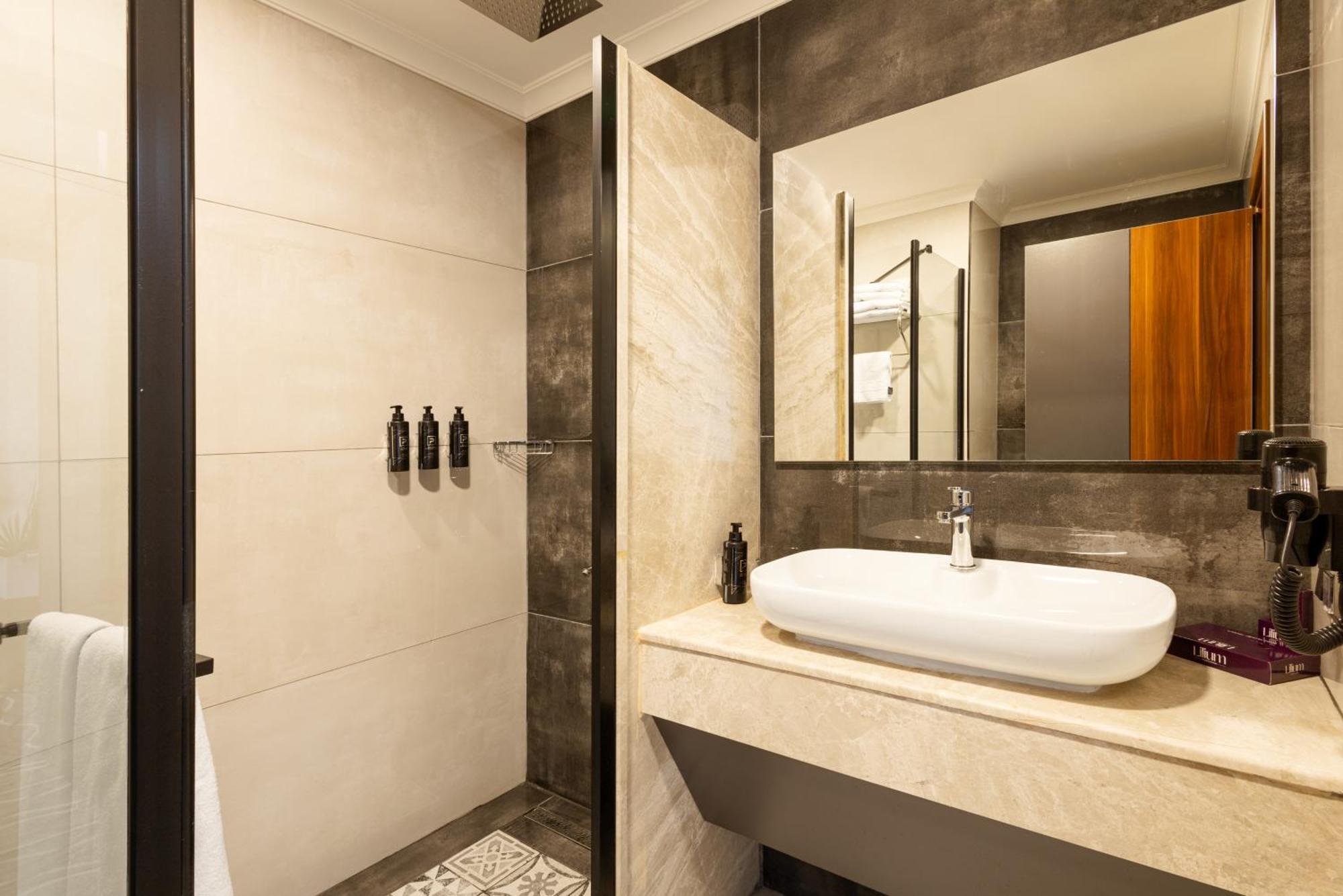 Lilium Hotel & Suites بورصة المظهر الخارجي الصورة
