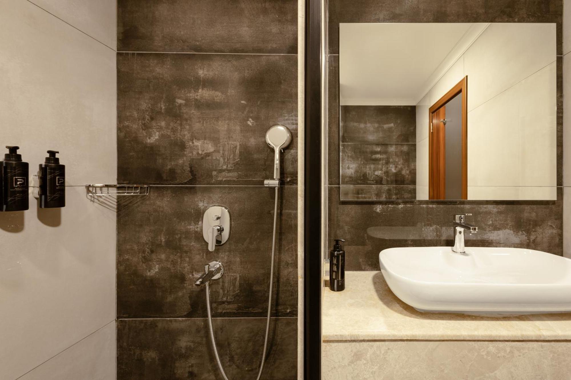 Lilium Hotel & Suites بورصة المظهر الخارجي الصورة